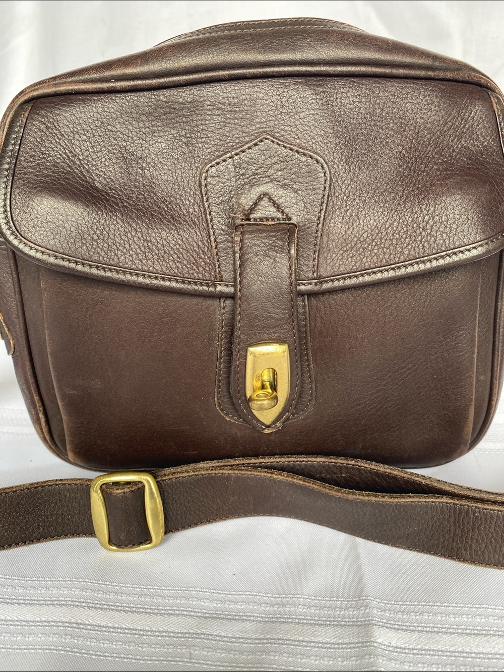 Vintage Dooney & Bourke Dark Brown Leather Crossbody Bag Purse - Picture 4 of 8